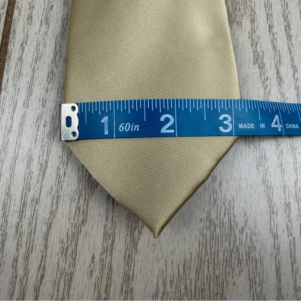 718 Tayion by Montee Holland Two Tone Tie 700 Yellow $55 Polyester 2YC24-2009